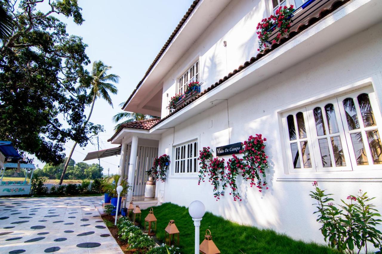 White House In Goa, Truly Amazing Experience Bed and Breakfast Saligao Exteriör bild